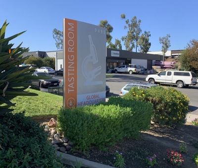 outdoor signs Photo